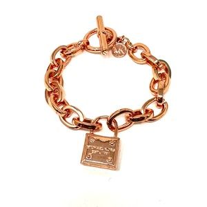 Fashion Jewelry bracelet.